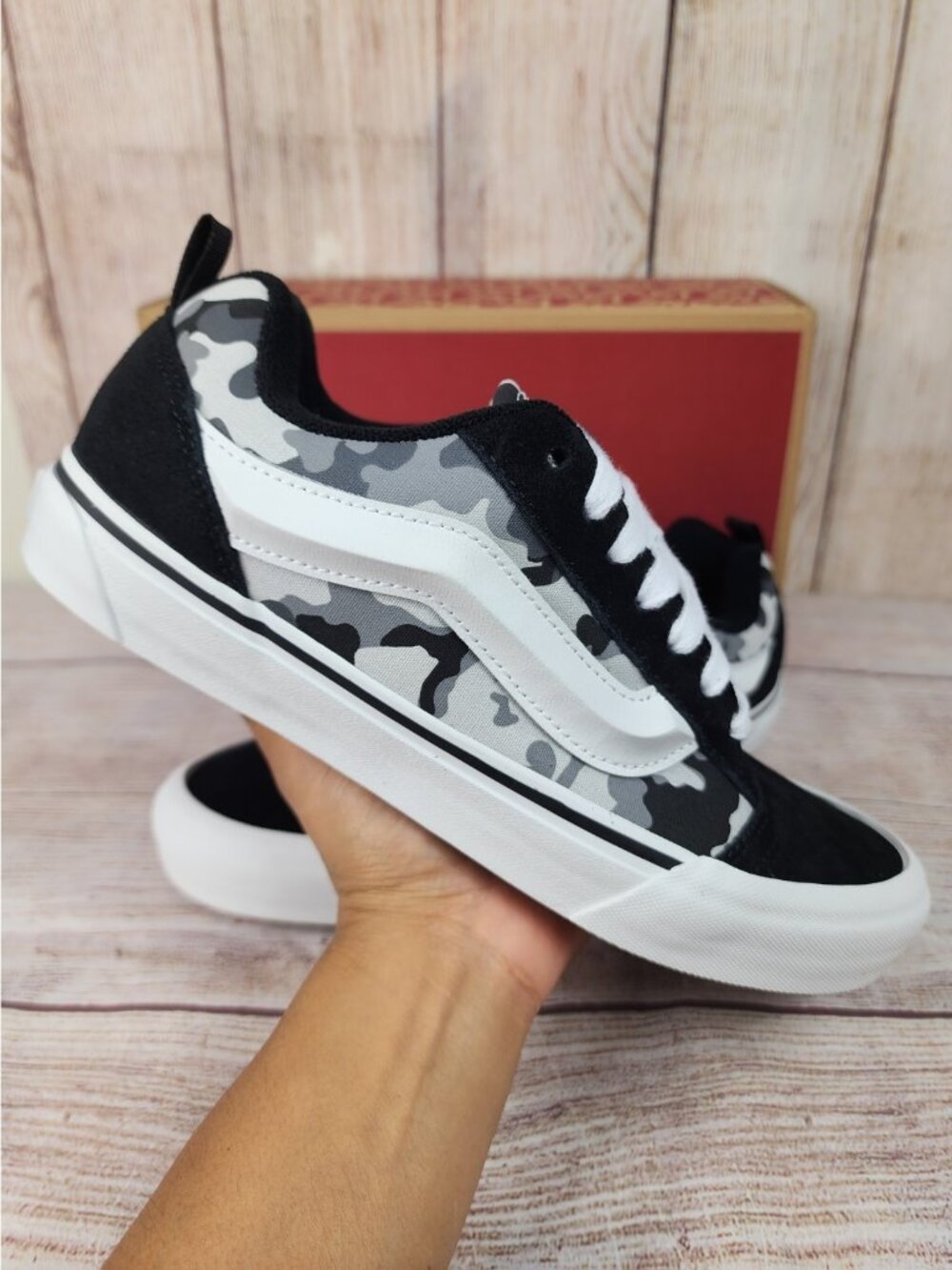 NEW Vans Knu Skool White Camo Shoes Mens Size 10.5 Skate Casual Sneakers Athlete